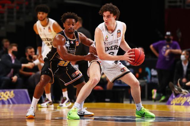 1626487163742083235.jpg 1317055843.0.jpg